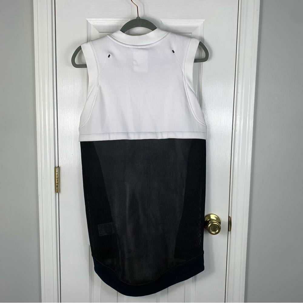 Nike Women's Fleece Cocoon Mesh Vest Size XS - Picture 4 of 4